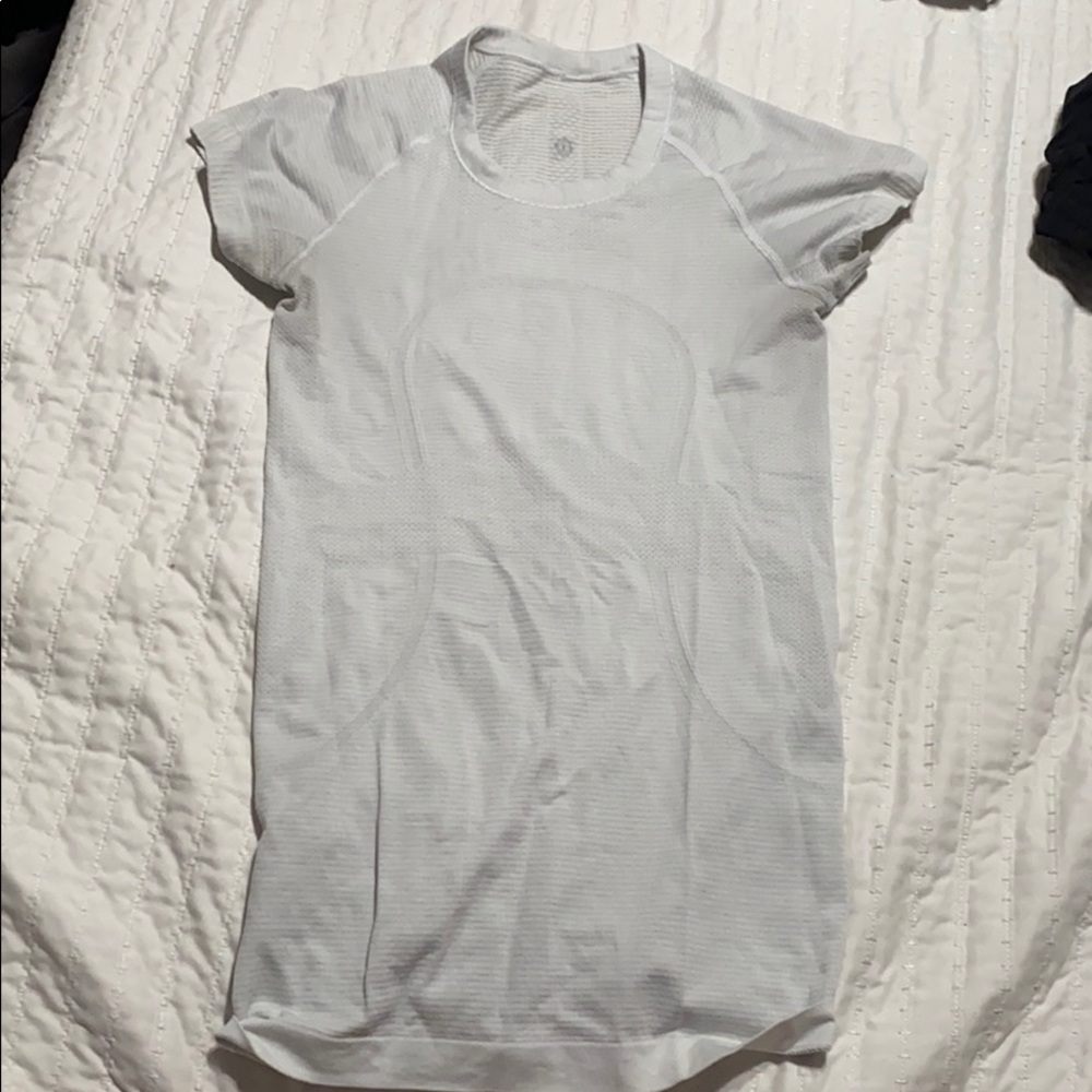 Swiftly Tech Short Sleeve